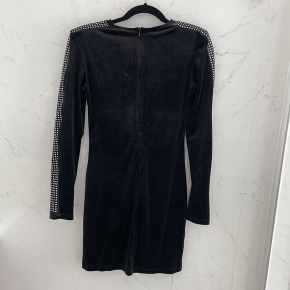 Forever 21 Velvet Studded dress - Picture 5 of 6